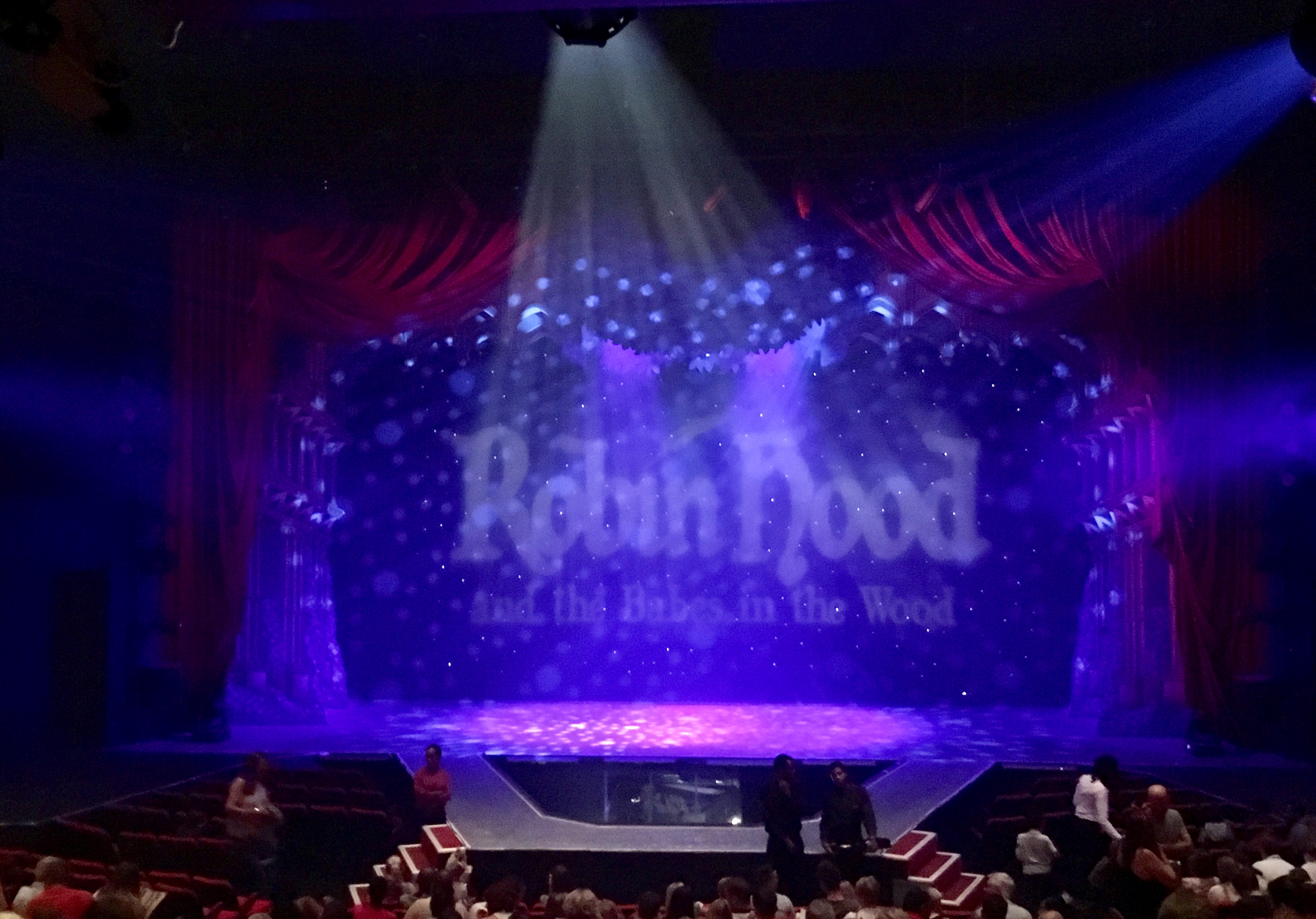 Robin Hood Pantomime Fantomdan